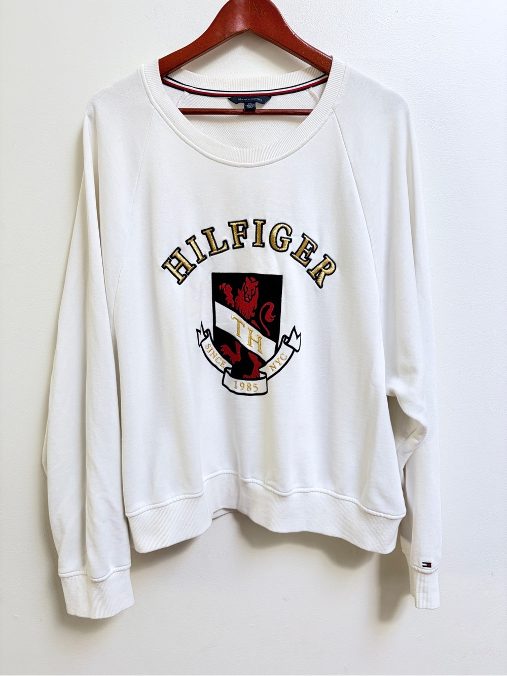 Tommy Hilfiger White Crest Logo Sweatshirt Plus Size XXL Preppy Oversized